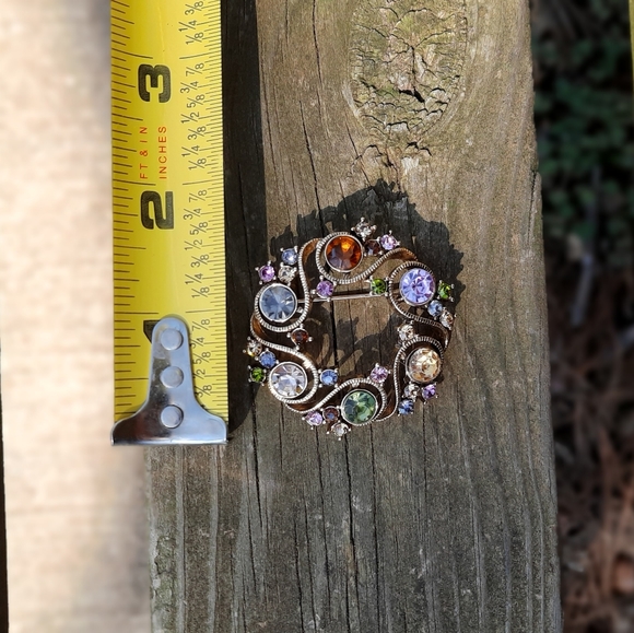 Monet Multi Rhinestones Brooch Pin 💋💘💫 - Picture 4 of 4